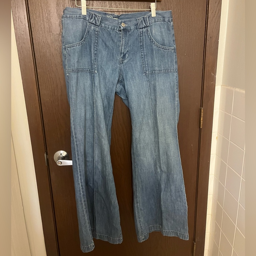 Old Navy Jeans Womens Size Bootcut The Diva Stretch Flare Bell Bottoms